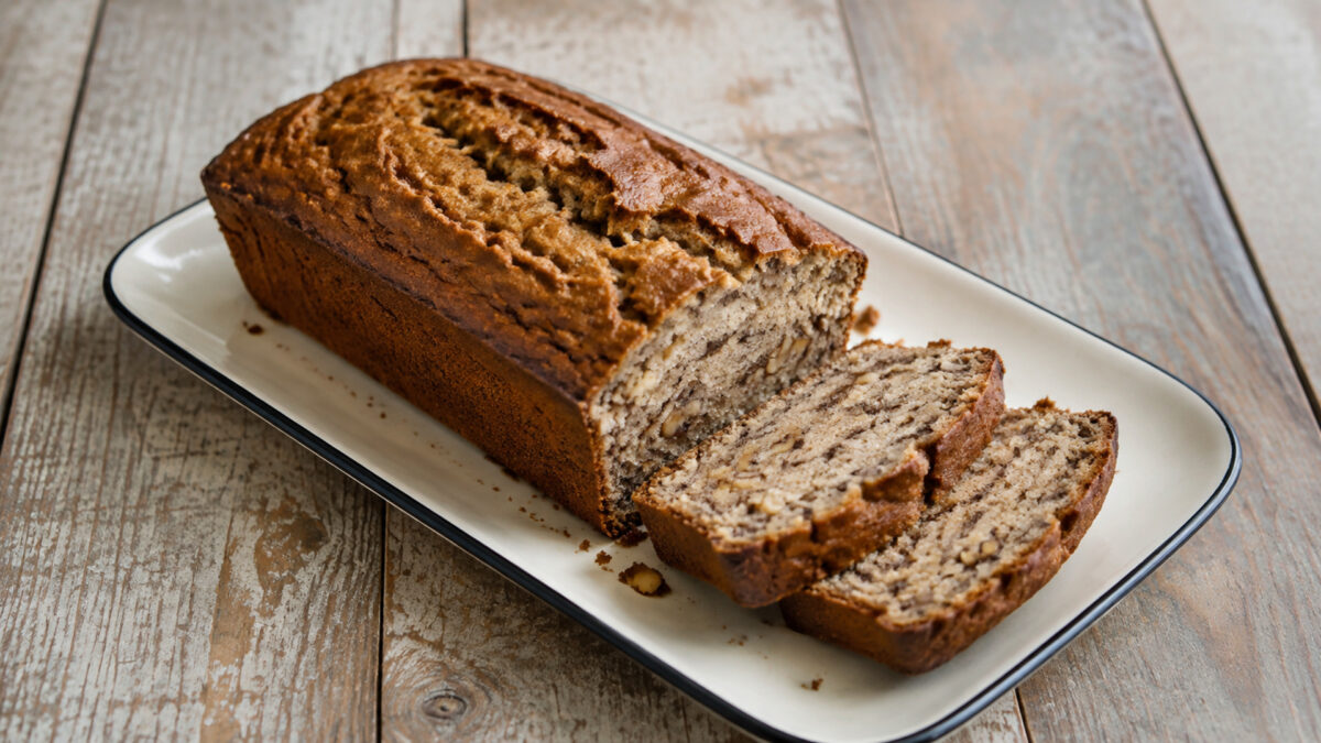 Fertiges Gericht aus einer alternativen Perspektive. Rezept: Bananenbrot mit Walnüssen