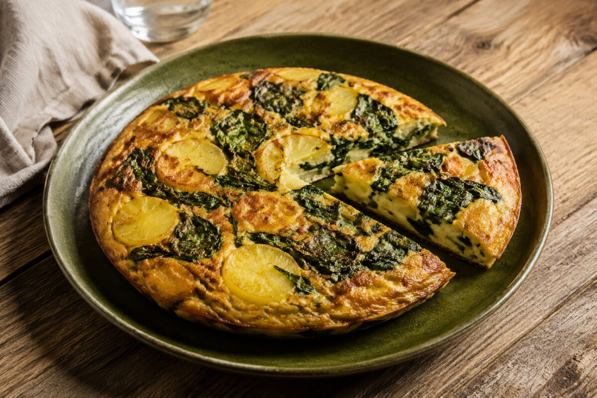Fertiges Gericht aus alternativer Perspektive. Rezept: Kartoffel-Spinat-Frittata