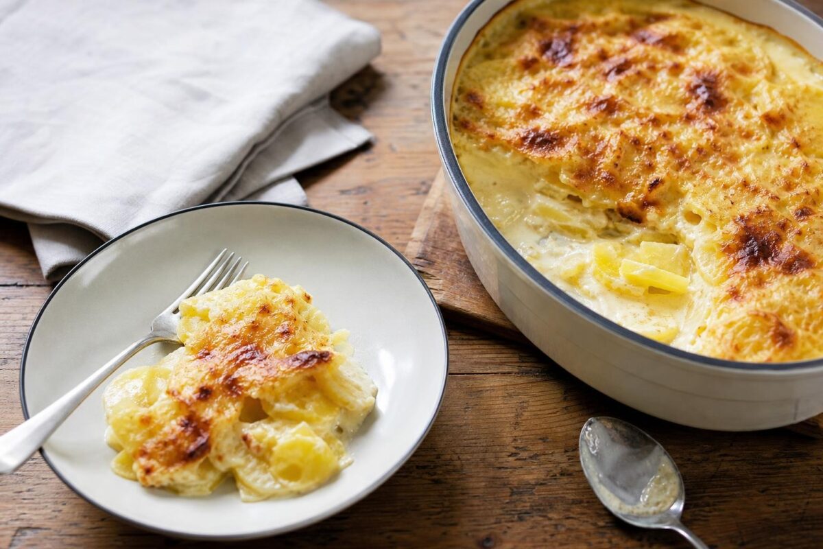 Fertiges Gericht aus einer alternativen Perspektive. Rezept: Kartoffelgratin mit laktosefreier Sahne