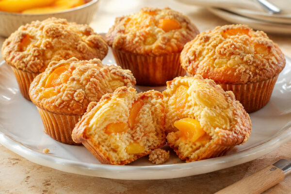 Fertiges Gericht aus alternativer Perspektive. Rezept: Pfirsich-Streusel-Muffins